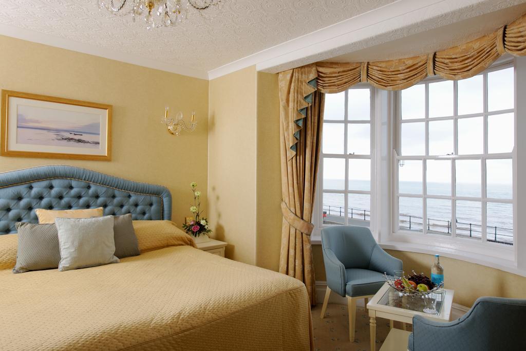 Hotel Riviera Sidmouth Room photo